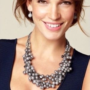 STELLA & DOT SILVER TONE ISADORA PEARL BIB NECKLACE NWOT